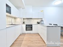 Pronájem bytu 2+kk, Slavkov u Brna, Slovanská, 81 m2