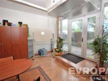 Prodej kanceláře, Praha - Libeň, Nad Okrouhlíkem, 52 m2