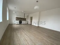 Pronájem bytu 2+kk, Pardubice, Kašparova, 58 m2
