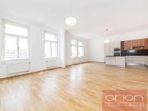 Pronájem bytu 4+kk, Praha - Nové Město, Na Moráni, 155 m2