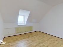 Pronájem bytu 2+1, Otrokovice, tř. Osvobození, 65 m2