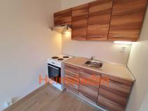 Pronájem bytu 1+kk, Karviná - Hranice, Čsl. armády, 28 m2