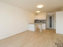 Pronájem bytu 1+kk, Praha - Háje, Výstavní, 37 m2