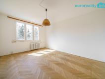 Prodej bytu 4+1, Dalovice, Na Výsluní, 86 m2