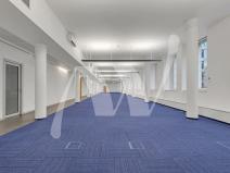 Pronájem kanceláře, Praha - Karlín, Křižíkova, 429 m2