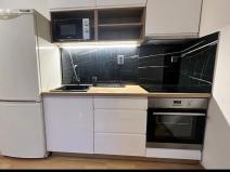 Prodej bytu 2+kk, Praha - Stodůlky, Bašteckého, 31 m2