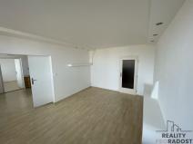 Pronájem bytu 3+1, Břeclav, sídl. Dukelských hrdinů, 75 m2