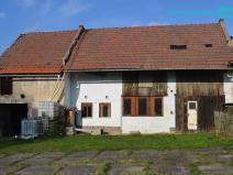 Prodej zemědělské usedlosti, Katusice, nám. Budovatelů, 196 m2
