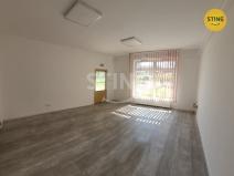 Pronájem kanceláře, Třinec, Jablunkovská, 32 m2