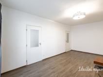 Pronájem bytu 3+1, Praha - Hloubětín, Slévačská, 74 m2