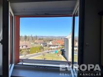 Prodej bytu 2+1, Březová, Hlavní, 57 m2