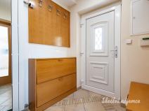 Pronájem bytu 5+kk, Praha - Kolovraty, Meduňková, 150 m2