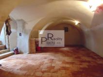 Prodej obchodního prostoru, Znojmo, 1530 m2