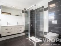 Prodej rodinného domu, Zichovec, 384 m2