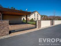 Prodej rodinného domu, Zichovec, 384 m2