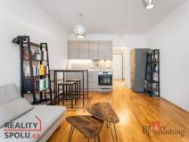 Pronájem bytu 1+kk, Praha - Modřany, Mezi vodami, 30 m2