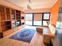 Pronájem bytu 1+kk, Praha - Holešovice, Jankovcova, 43 m2