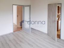 Pronájem bytu 2+1, Praha - Hloubětín, Zelenečská, 54 m2