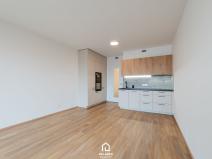 Pronájem bytu 1+kk, Praha - Hloubětín, Poděbradská, 32 m2