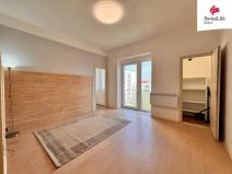 Pronájem bytu 2+1, Plzeň, Husova, 33 m2