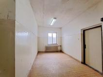 Pronájem skladu, Zákolany, 21 m2