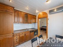 Pronájem bytu 3+1, Praha - Hlubočepy, Voskovcova, 77 m2