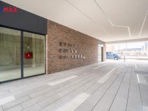 Pronájem garážového stání, Praha - Vysočany, Fafkových, 15 m2