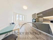 Pronájem bytu 2+kk, Praha - Vršovice, Oblouková, 42 m2