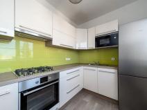 Pronájem bytu 2+1, Praha - Malešice, Chotutická, 55 m2