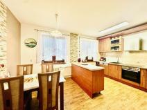 Prodej rodinného domu, Blížejov, 321 m2