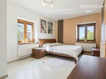 Prodej obchodního prostoru, Odolena Voda, Květnová, 220 m2