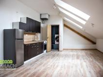 Pronájem atypického bytu, Dvůr Králové nad Labem, Havlíčkova, 55 m2