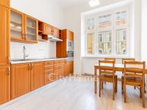 Pronájem bytu 1+1, Praha - Smíchov, Grafická, 43 m2