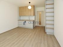 Pronájem bytu 1+kk, Praha - Hloubětín, Poděbradská, 30 m2