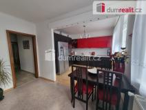 Prodej bytu 3+1, Lošany, 80 m2