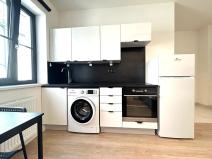 Pronájem bytu 1+kk, Praha - Hloubětín, Poděbradská, 28 m2