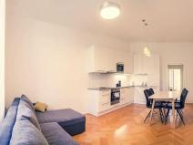 Pronájem bytu 2+kk, Praha - Karlín, Kaizlovy sady, 56 m2