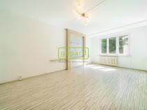 Prodej bytu 2+1, Karlovy Vary, Jahodová, 62 m2
