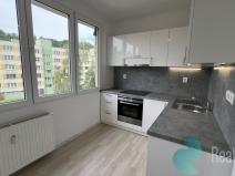 Pronájem bytu 1+1, Český Krumlov, Sídliště Plešivec, 40 m2