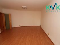 Pronájem bytu 4+1, Karlovy Vary, Zbrojnická, 108 m2