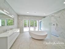 Prodej rodinného domu, Jeviněves, 200 m2