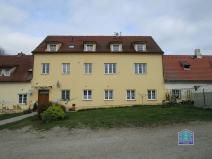 Prodej bytu 1+1, Líšťany, 68 m2