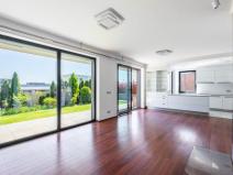 Prodej rodinného domu, Praha - Březiněves, Vlaštovčí, 242 m2