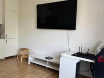 Pronájem bytu 2+kk, Praha - Holešovice, 50 m2