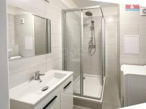 Pronájem bytu 2+kk, Praha - Kobylisy, Třeboradická, 43 m2