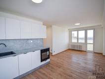 Prodej bytu 2+kk, Karviná, Bratr. Veverkových, 40 m2