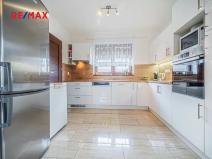Prodej rodinného domu, Kolín, K Ovčárům, 144 m2