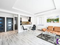 Pronájem vícegeneračního domu, Praha - Újezd, 131 m2