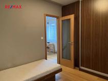 Pronájem bytu 2+kk, Praha - Dolní Chabry, Za Pískovnou, 55 m2