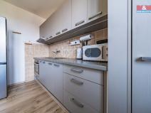 Prodej bytu 4+1, Větrušice, Jižní, 74 m2